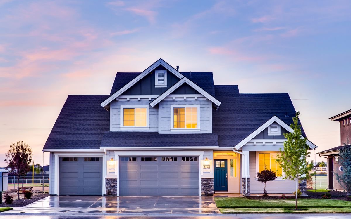 A well-kept detached family home at dusk